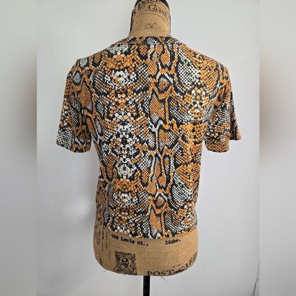 Chaser Ribbed Tee w Double Snakeskin Print Sz S NEW - Picture 4 of 9